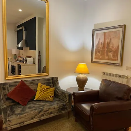Delightful Stylish House With Private Garden Close To Downtown Feriehus *
