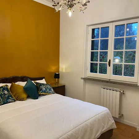 Дом отдыха Delightful Stylish House With Private Garden Close To Downtown Рим